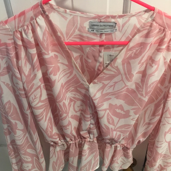 Urban Outfitters Pink Blouse - Picture 4 of 4